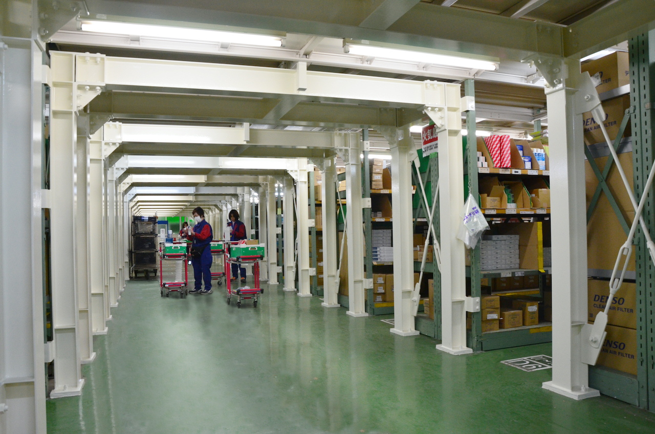 耐震補強】建物内部 | トヨタ部品神奈川共販(株)様 | 株式会社 
